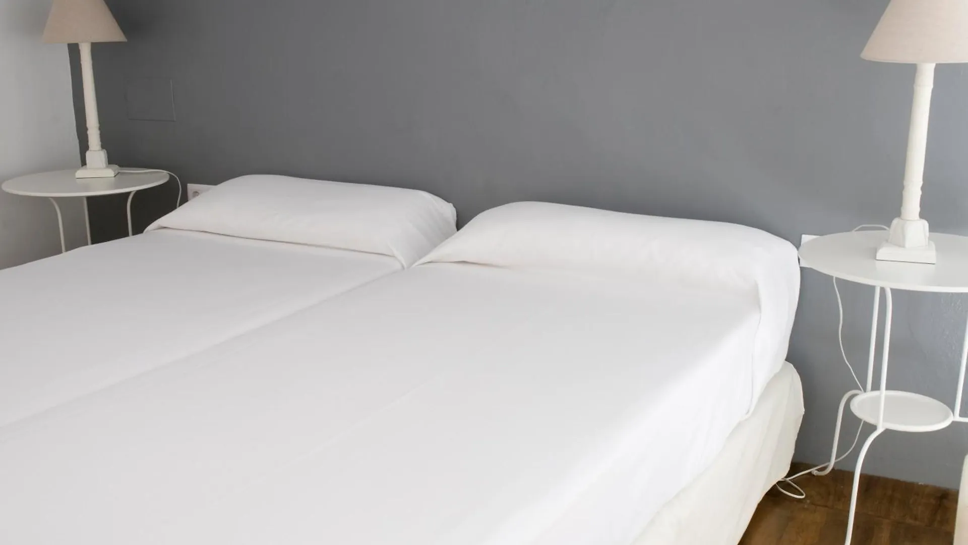 Life Apartments Quintana Seville